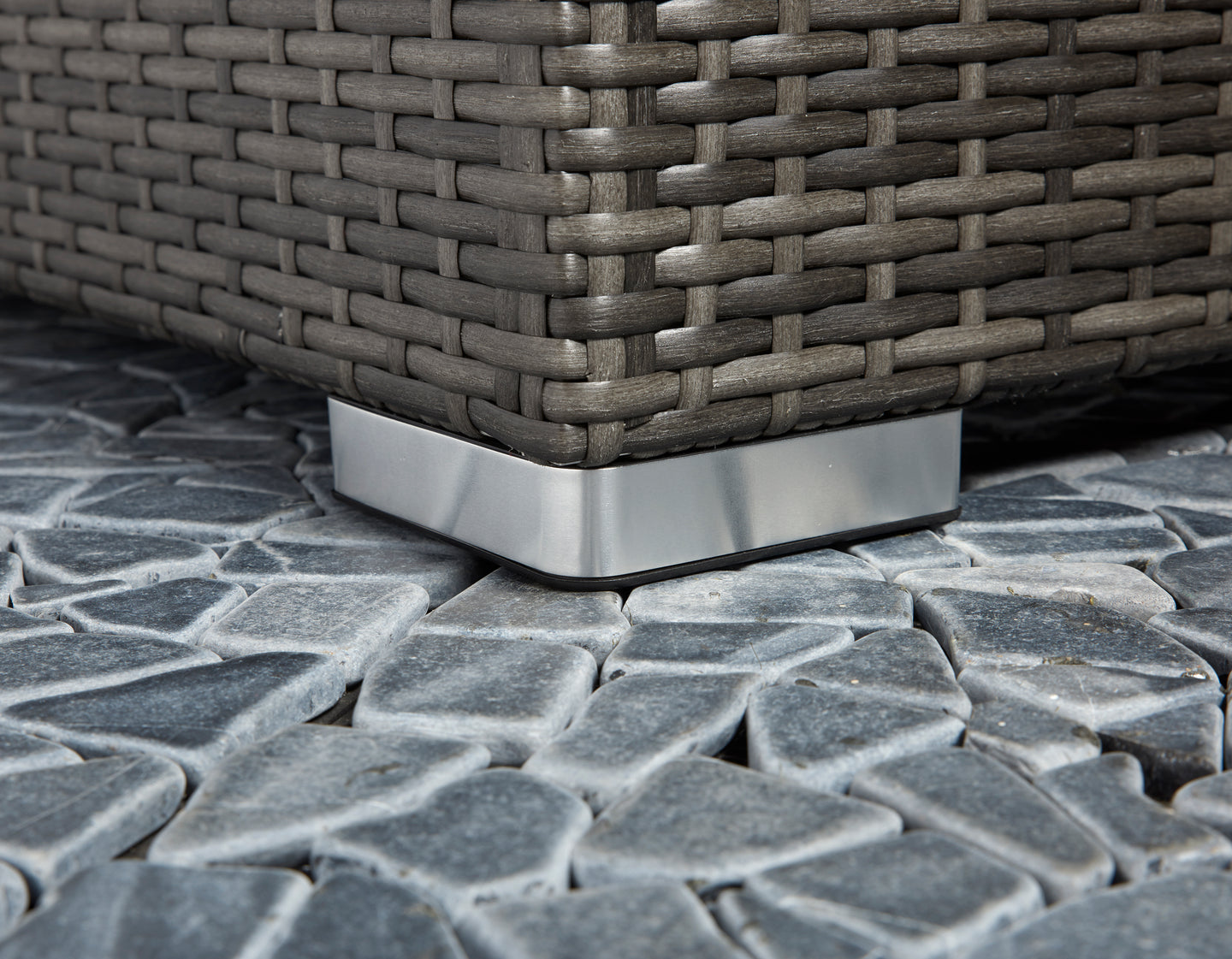 Signature Weave - Outdoor Furniture - Savannah - Corner Sofa In Flat Grey Weave